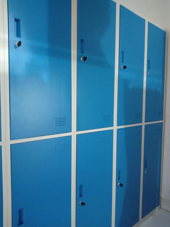 Reddoorz Hostel @ Feliz Noche Cengkareng Cakarta Dış mekan fotoğraf